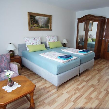 Ferienwohnung - Am Stadtgarten Saarlouis Kültér fotó