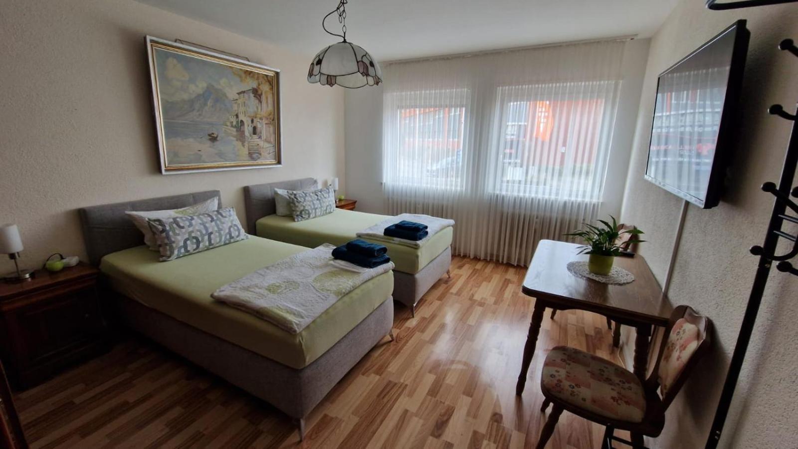 Ferienwohnung - Am Stadtgarten Saarlouis Kültér fotó